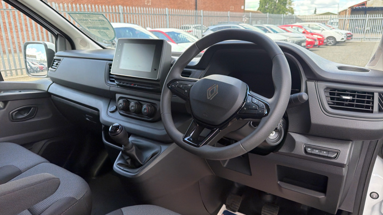 Renault Trafic Swb Diesel SL30 Blue dCi 130 Advance [Safety] Van